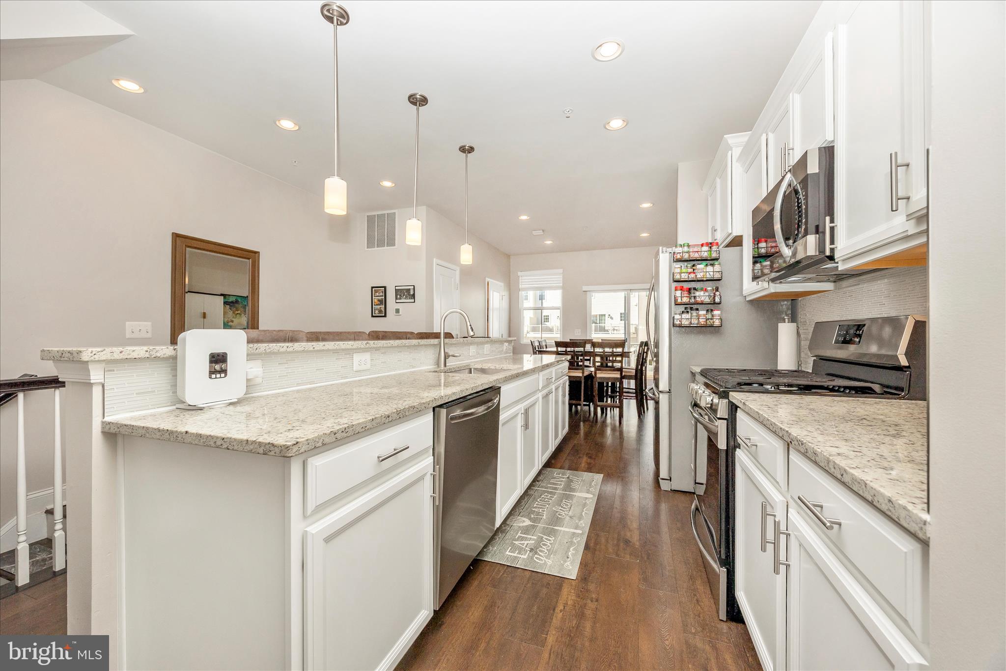 WESTVIEW SOUTH - Residential