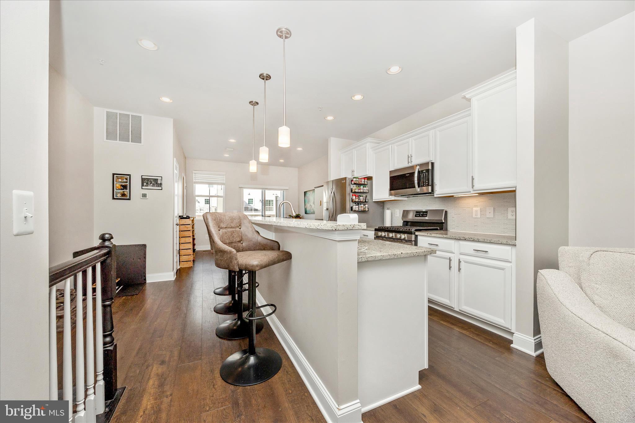 WESTVIEW SOUTH - Residential