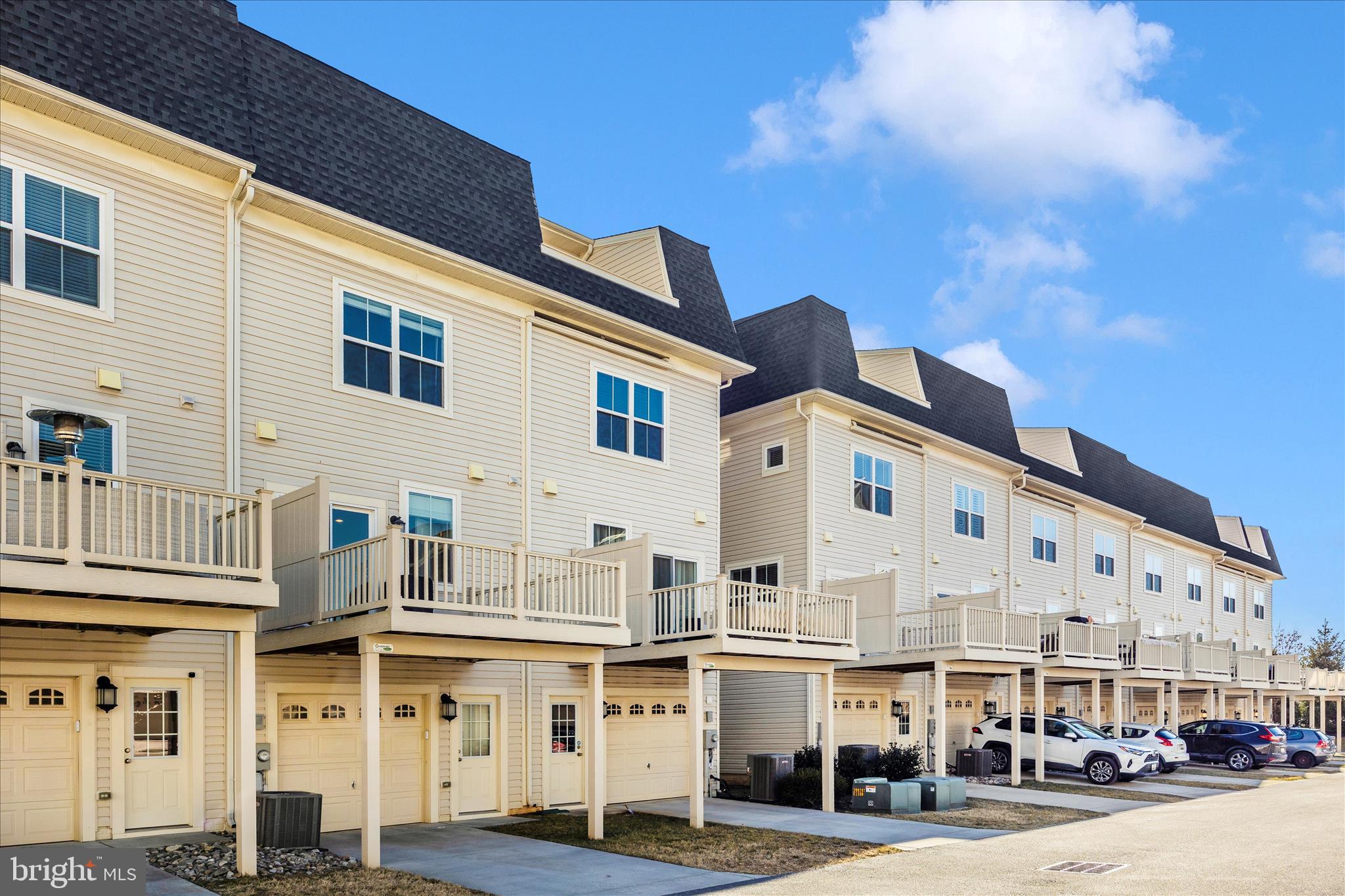 WESTVIEW SOUTH - Residential