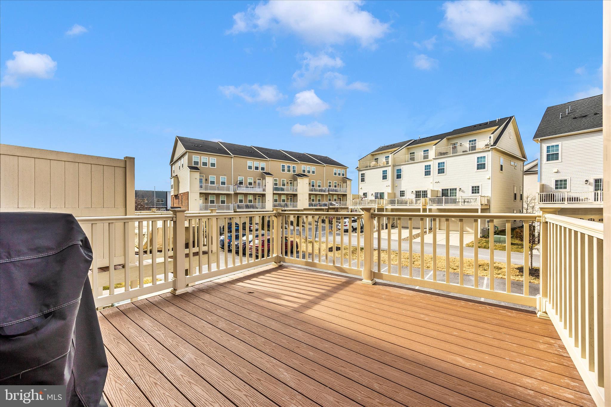 WESTVIEW SOUTH - Residential