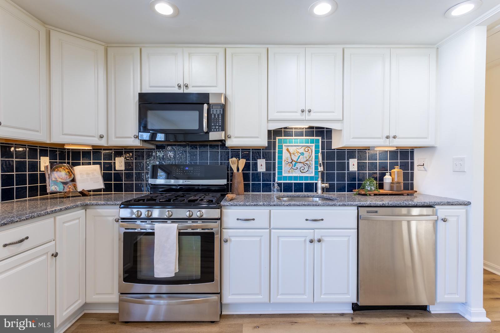 RIVERDALE FOREST - Residential