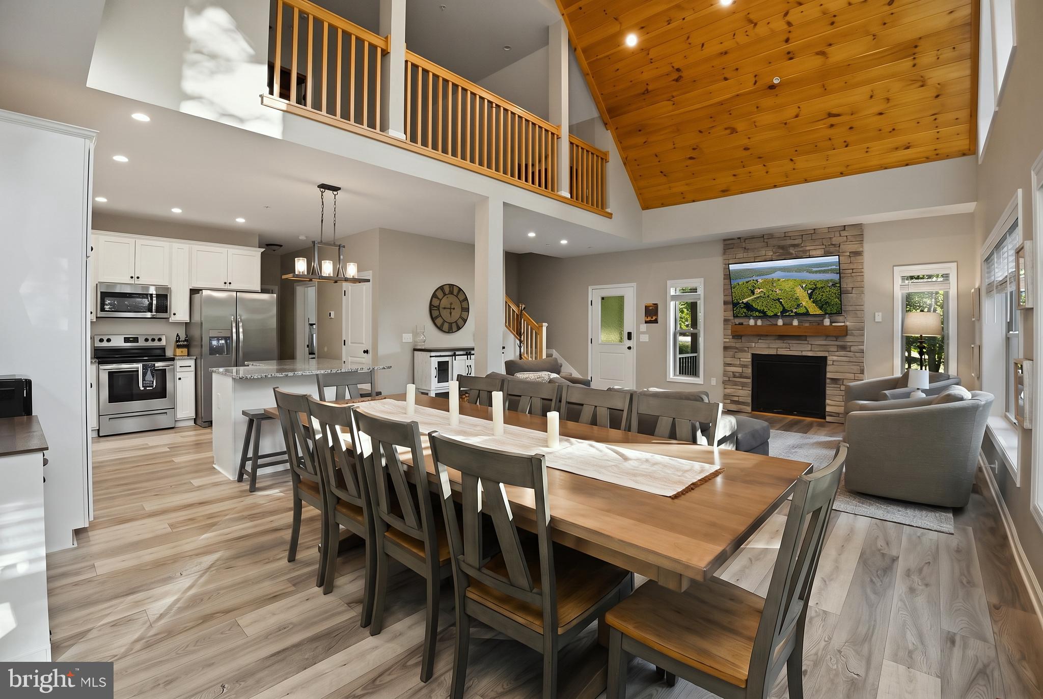 113 MOUNTAINVIEW COURT