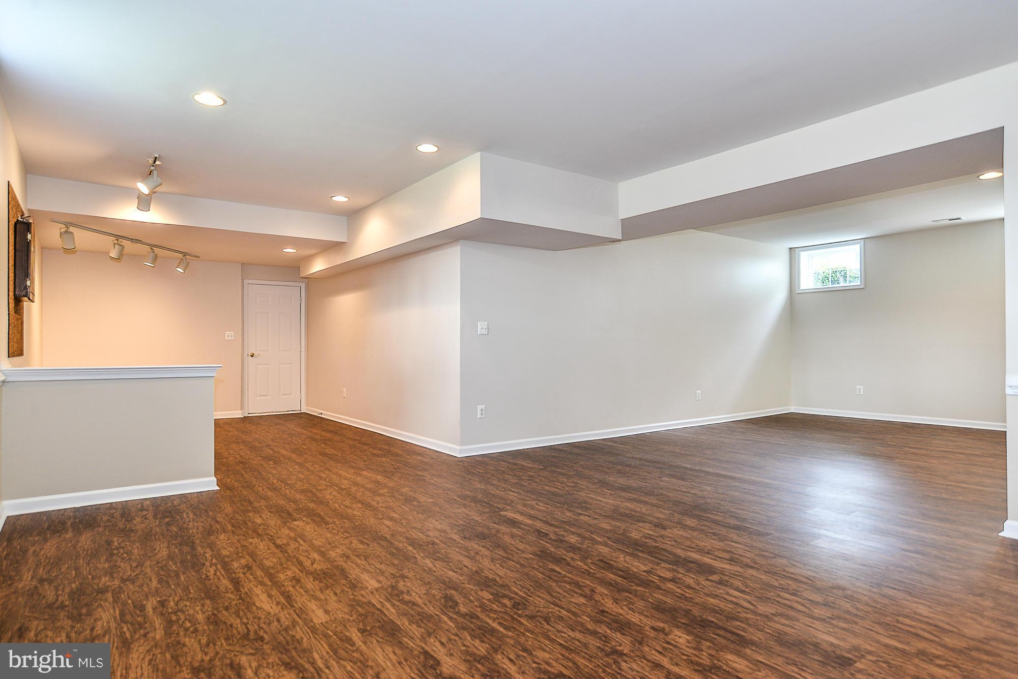 JOHN LEARY - Residential