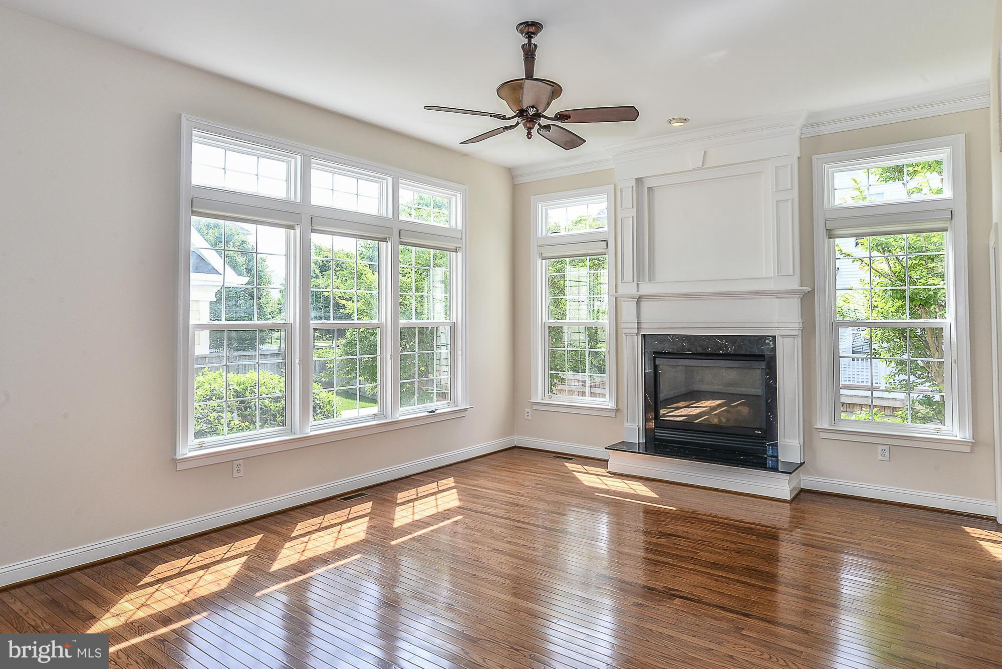 JOHN LEARY - Residential