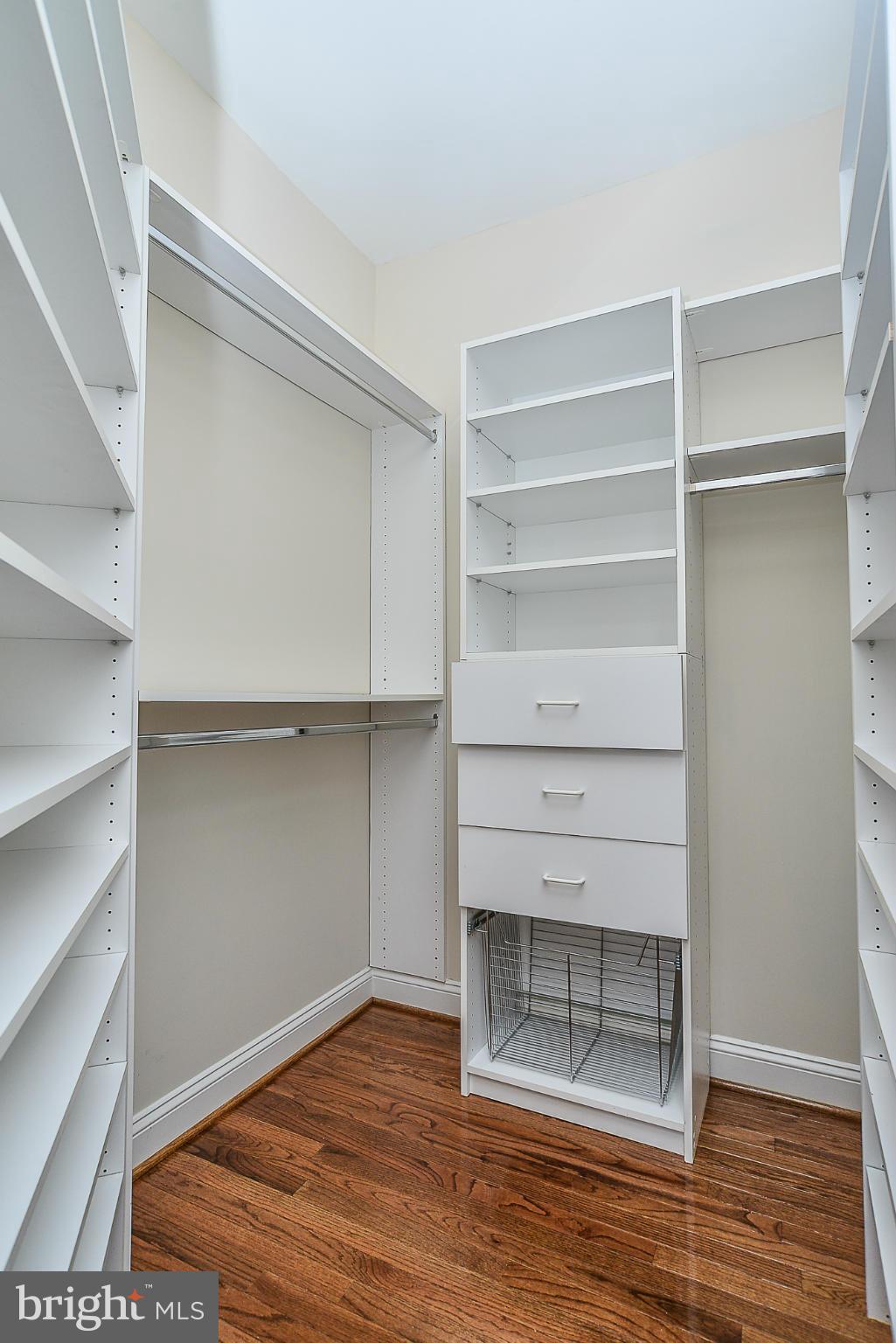 JOHN LEARY - Residential