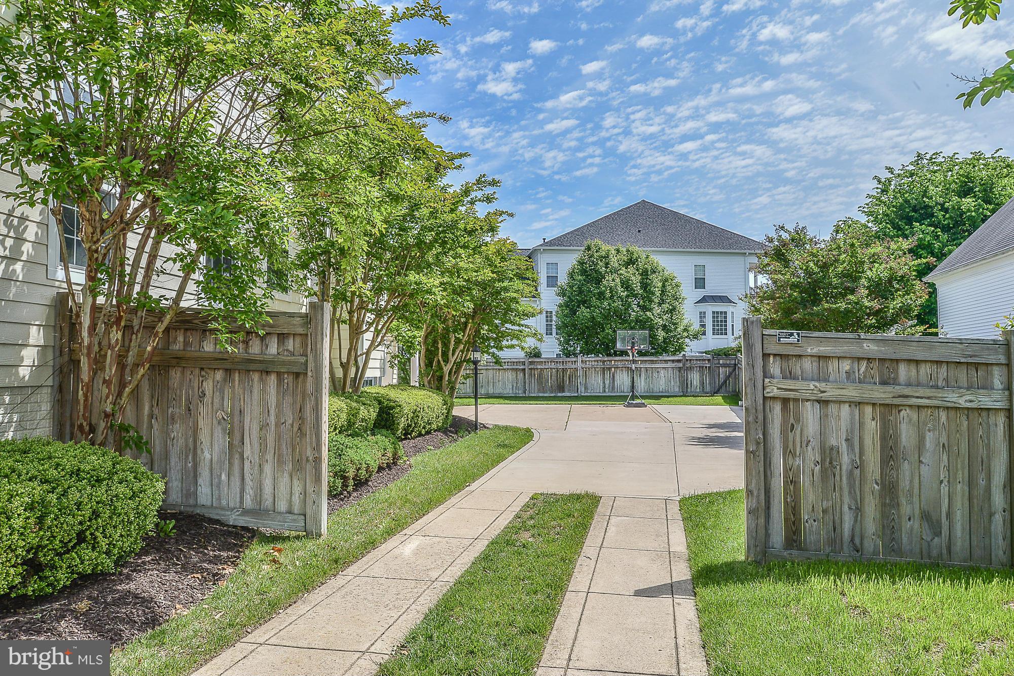 JOHN LEARY - Residential