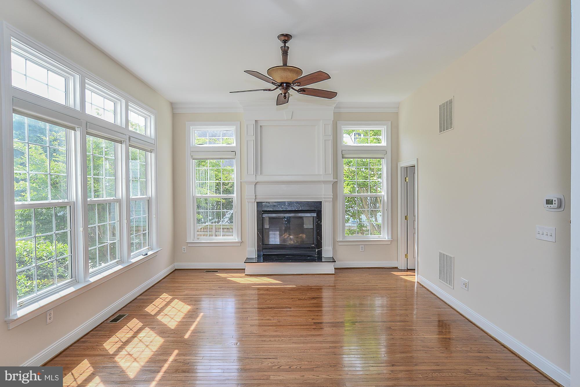 JOHN LEARY - Residential