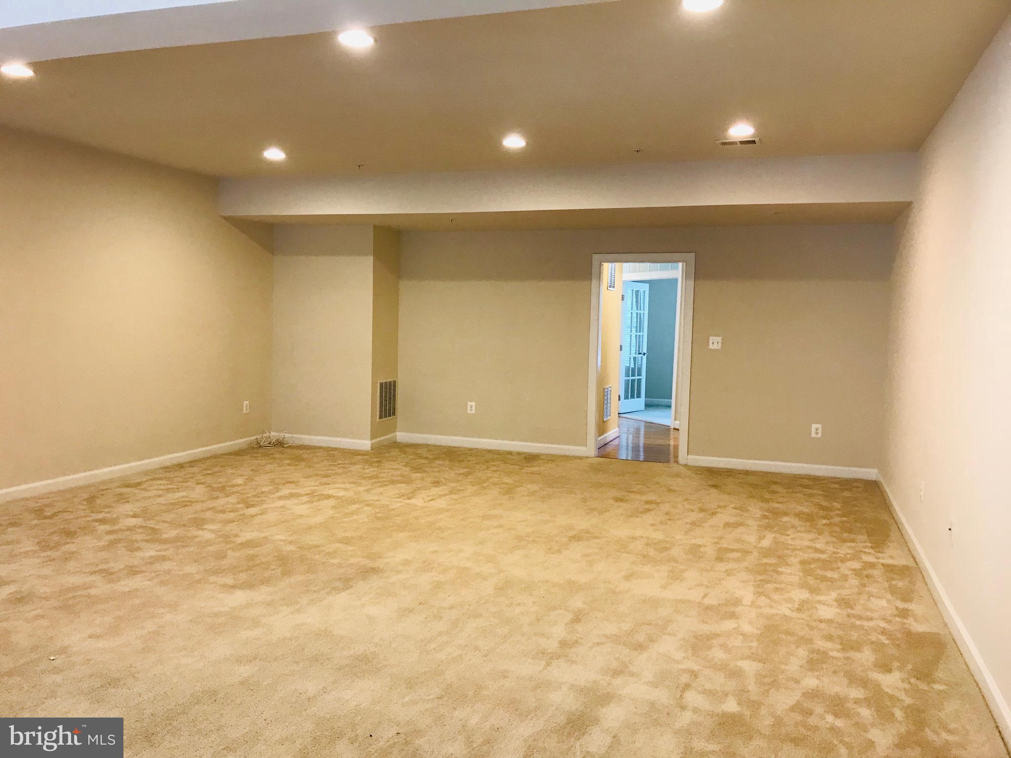 MAPLE LAWN - Residential Lease