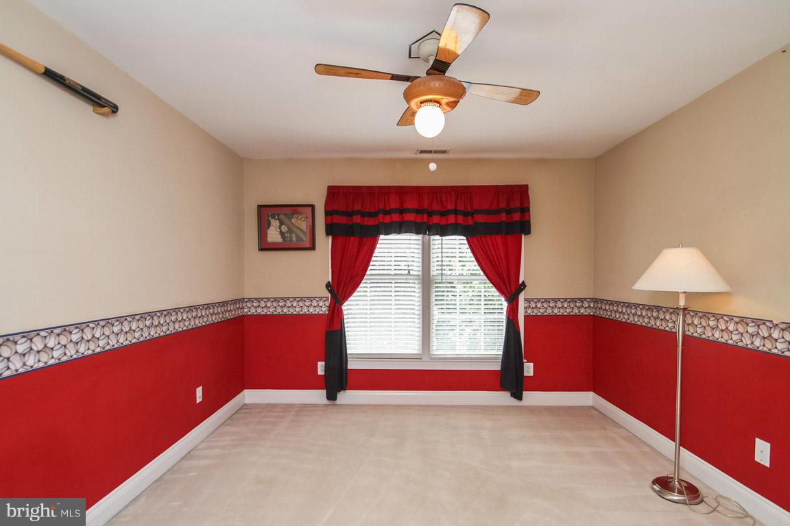 WATERLOO FARMS - Farm