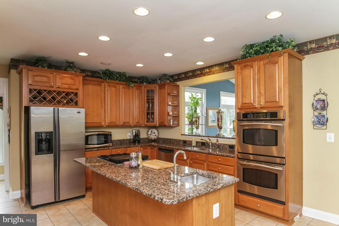 WATERLOO FARMS - Farm