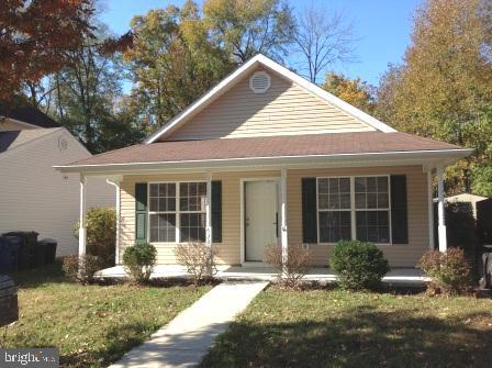 Comfortable one level cottage in Easton, close to town center. Large primary bedroom with attached full bath, plus additional bedroom with full hall bath. Living room, dining room and kitchen have tile flooring. Kitchen has nice counter and cabinet space. Small area in the rear yard is fenced. Shed for storage, off street parking. Applicants must have good credit and references. 12 month lease, pets case by case.