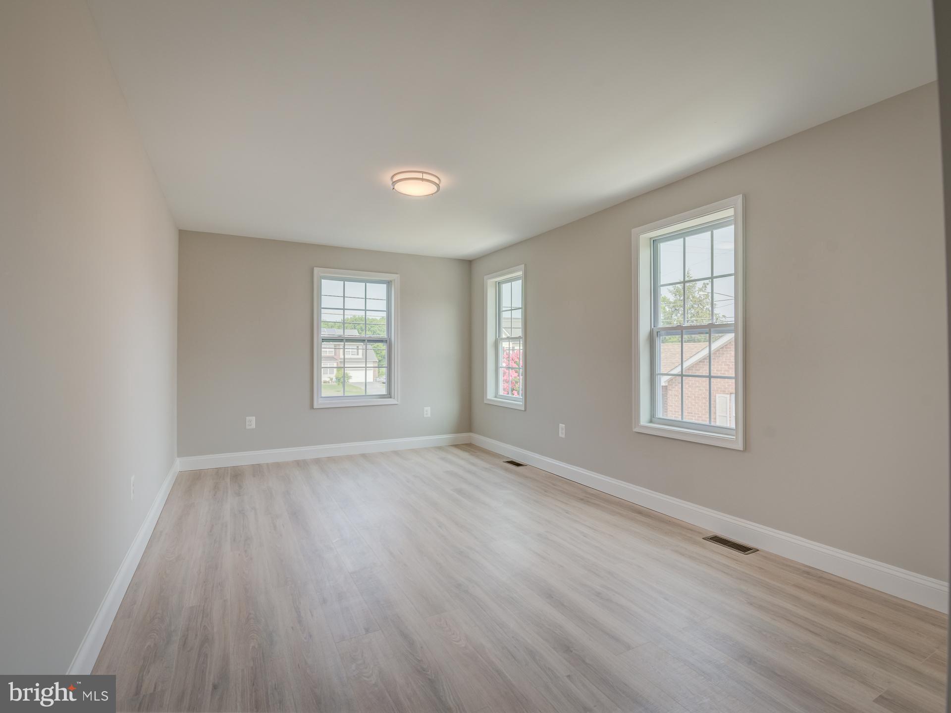 CAPITOL HEIGHTS - Residential