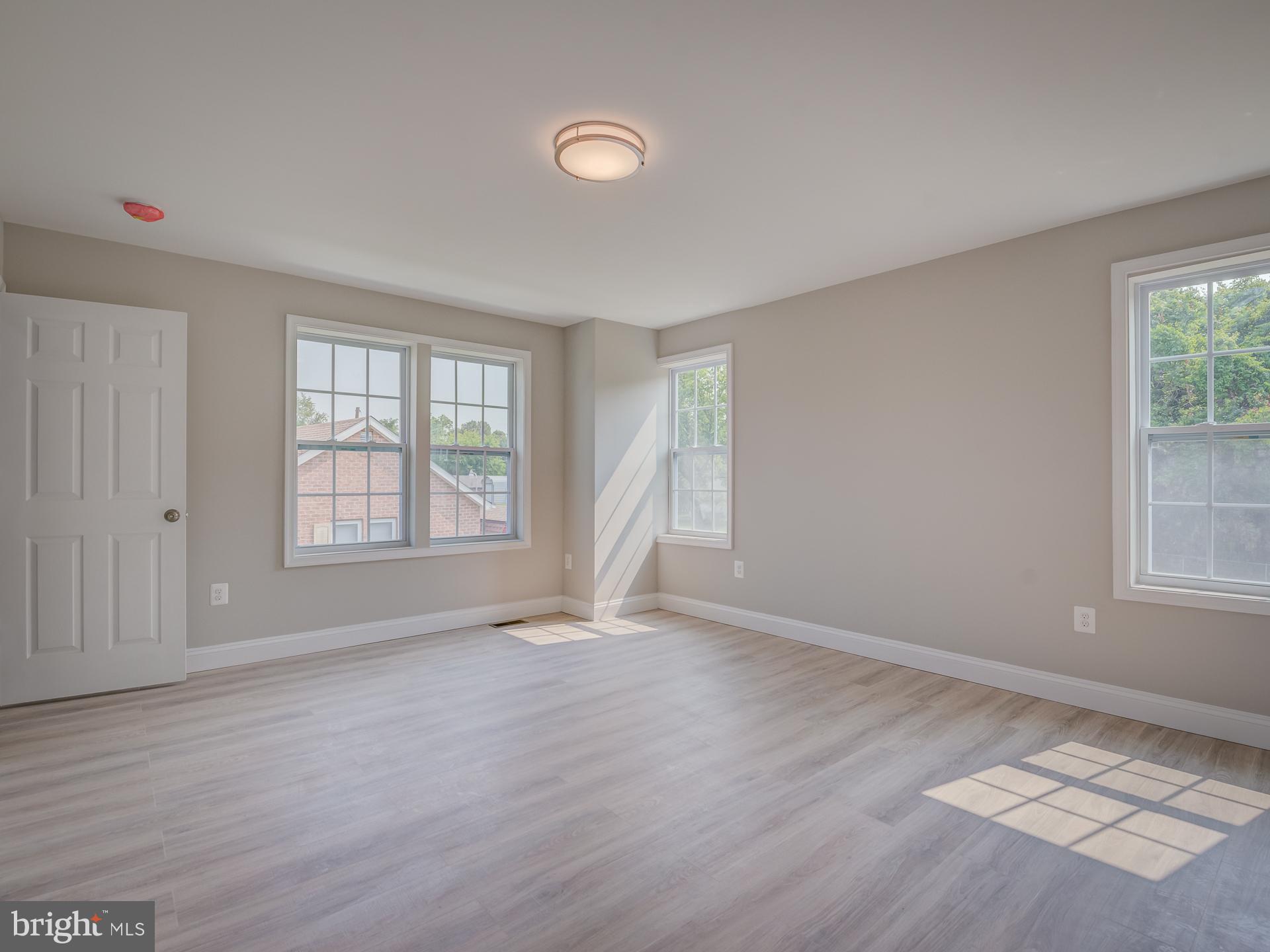 CAPITOL HEIGHTS - Residential