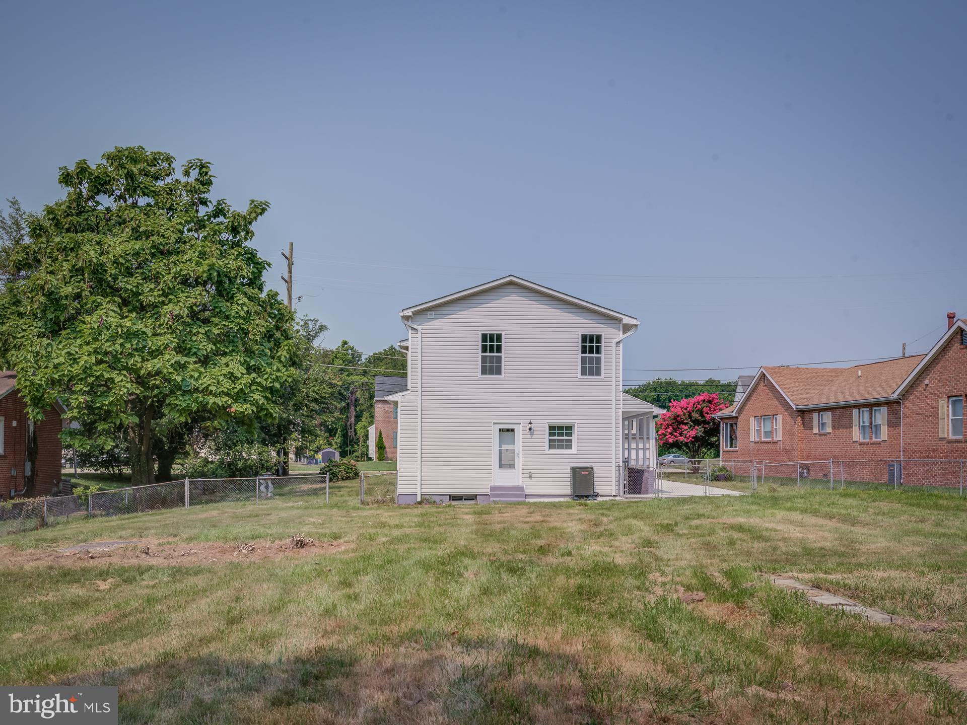 CAPITOL HEIGHTS - Residential