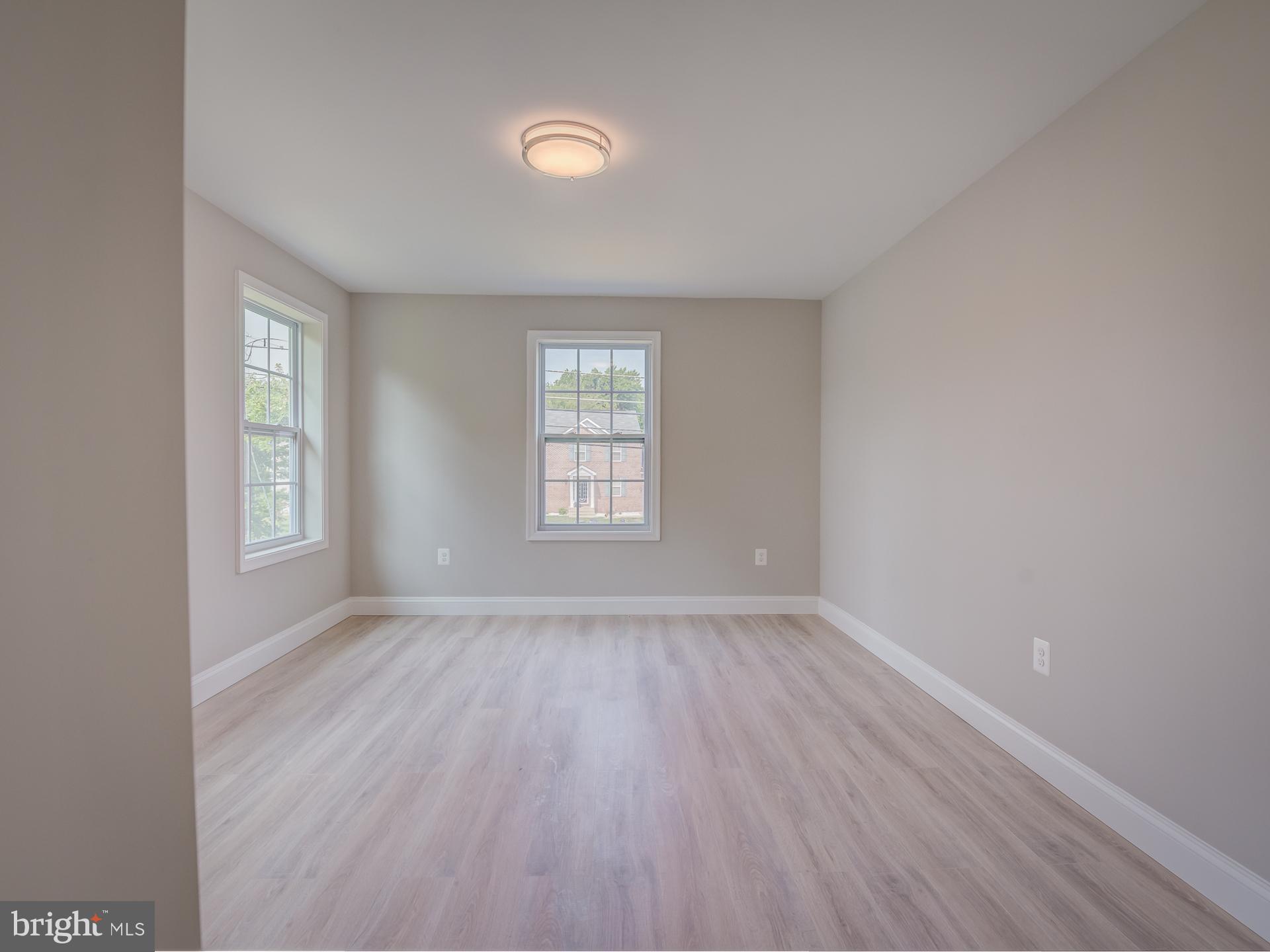 CAPITOL HEIGHTS - Residential