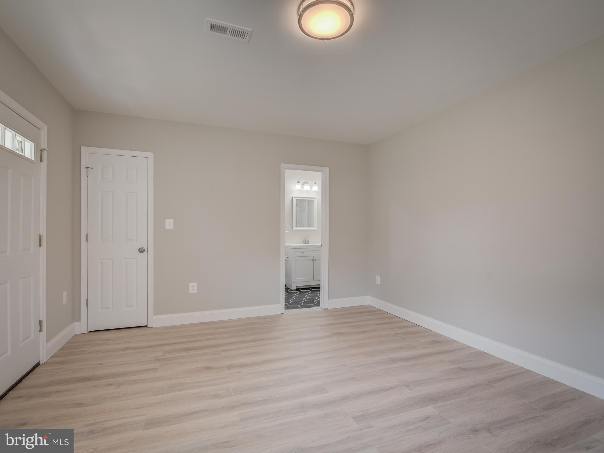 CAPITOL HEIGHTS - Residential