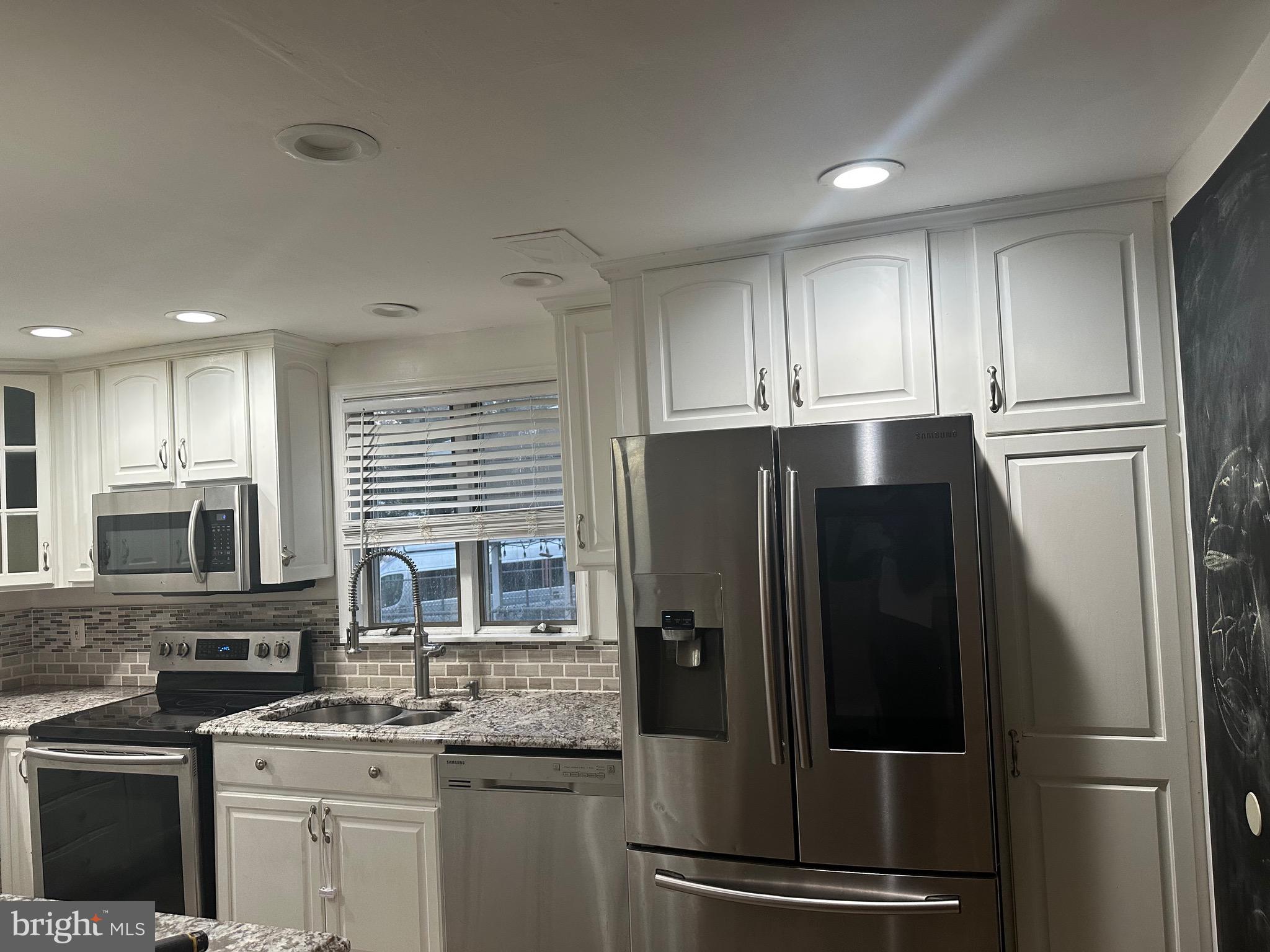 HARRIMAN - Residential Lease