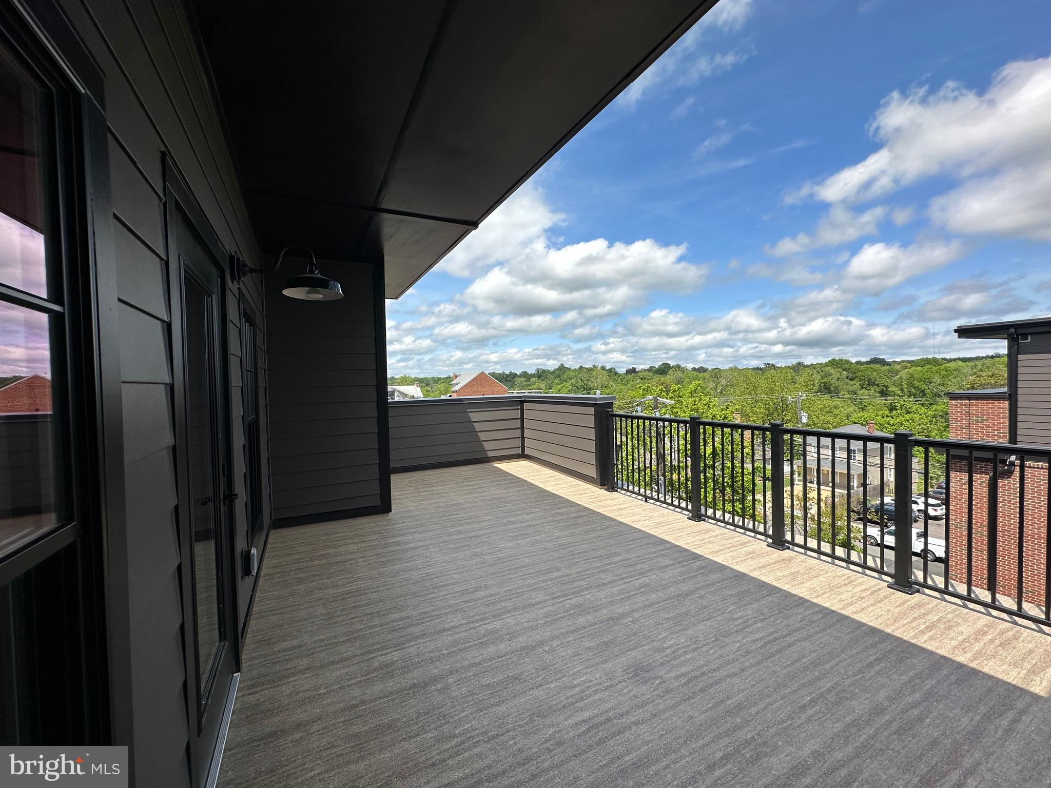 RIVERPLACE - Residential