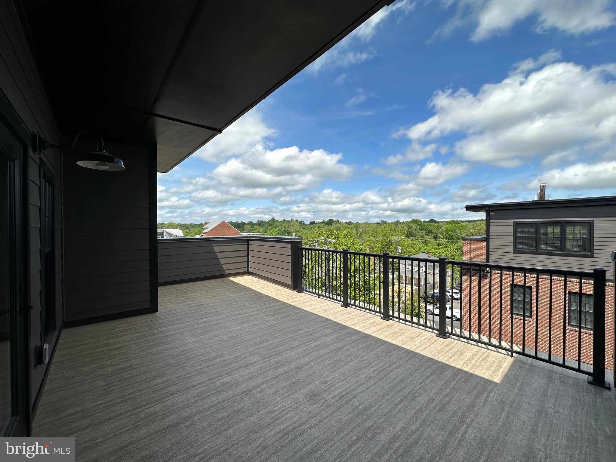 RIVERPLACE - Residential