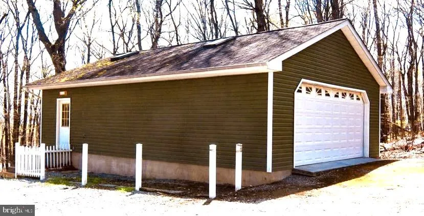 Winchester, Virginia 22602, United States, 3 Bedrooms Bedrooms, ,2 BathroomsBathrooms,Residential,Coming Soon,95118