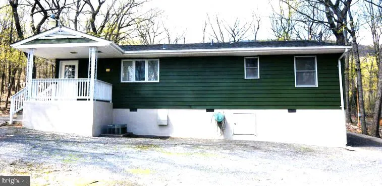 Winchester, Virginia 22602, United States, 3 Bedrooms Bedrooms, ,2 BathroomsBathrooms,Residential,Coming Soon,95118