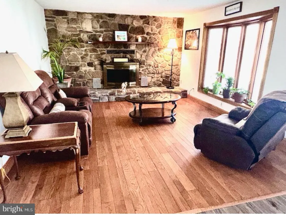 Winchester, Virginia 22602, United States, 3 Bedrooms Bedrooms, ,2 BathroomsBathrooms,Residential,Coming Soon,95118