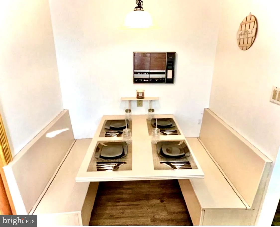 Winchester, Virginia 22602, United States, 3 Bedrooms Bedrooms, ,2 BathroomsBathrooms,Residential,Coming Soon,95118