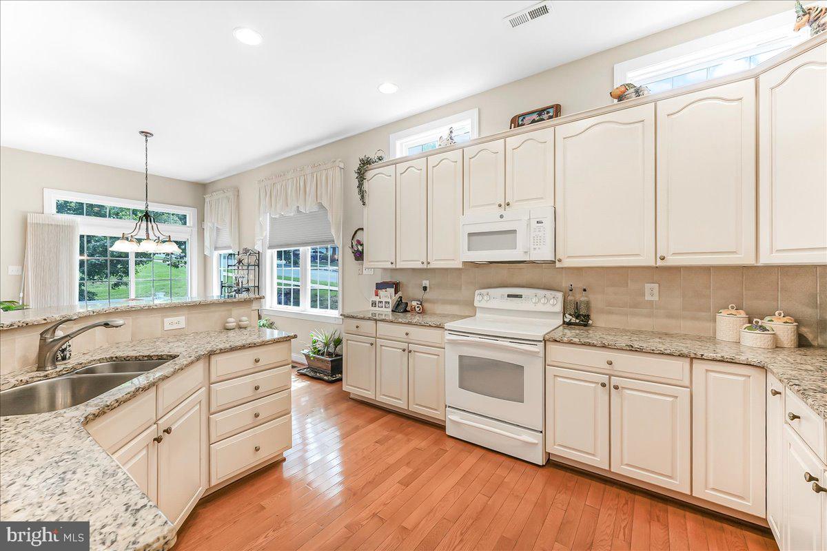 41 THAYER WAY