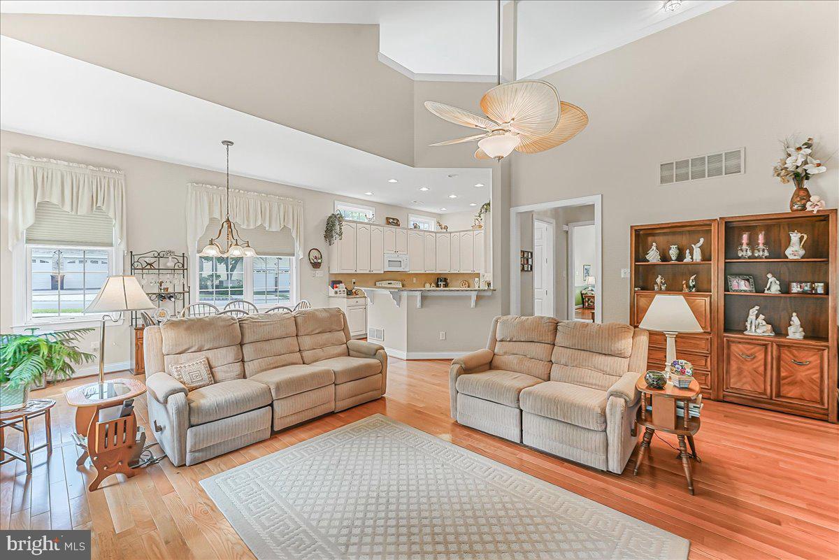 REGENCY AT PROVIDENC - Residential