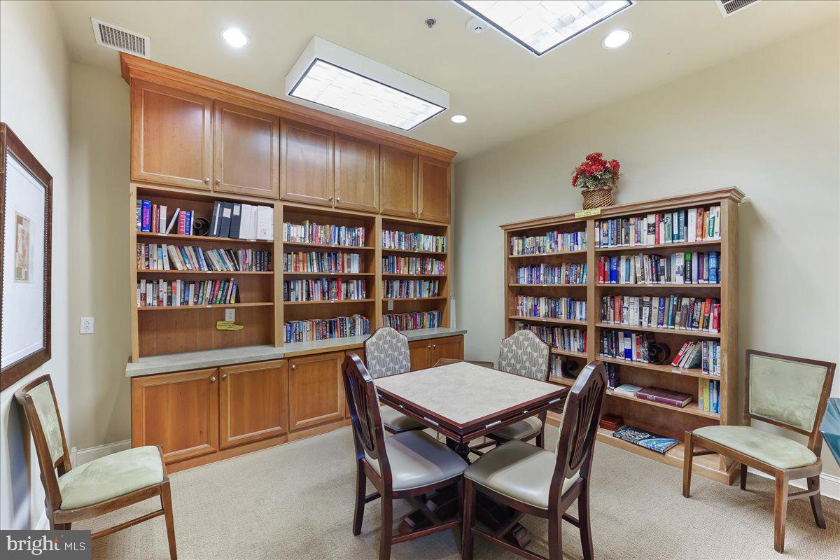 REGENCY AT PROVIDENC - Residential