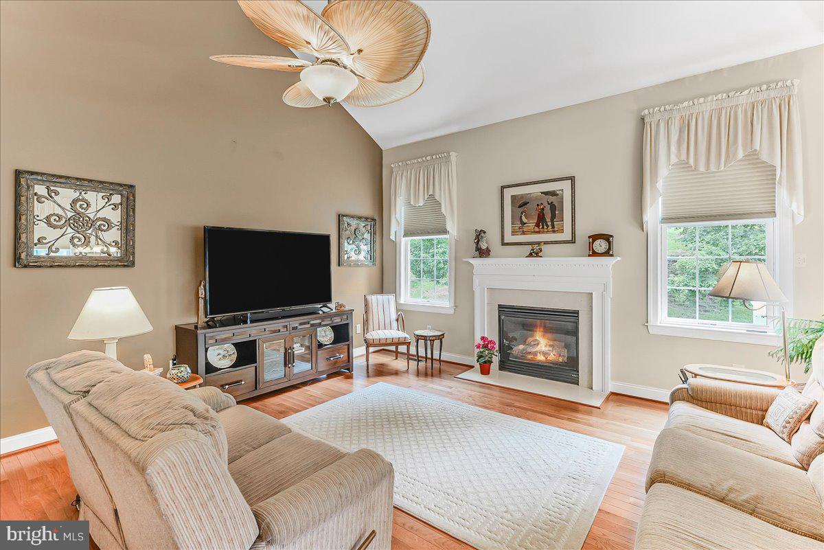 41 THAYER WAY