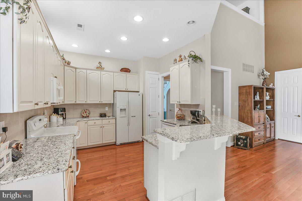 REGENCY AT PROVIDENC - Residential