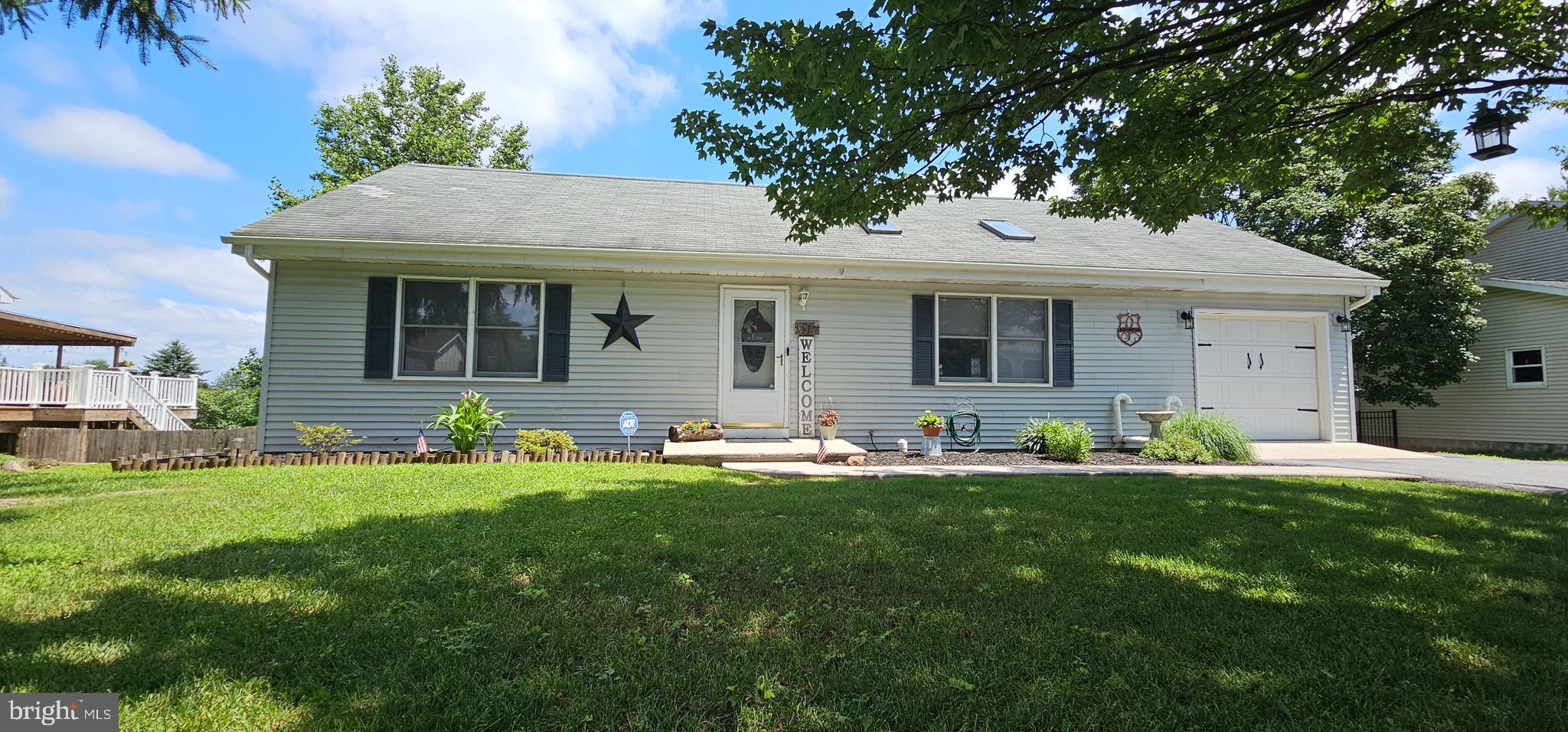 619 OVERLOOK DRIVE