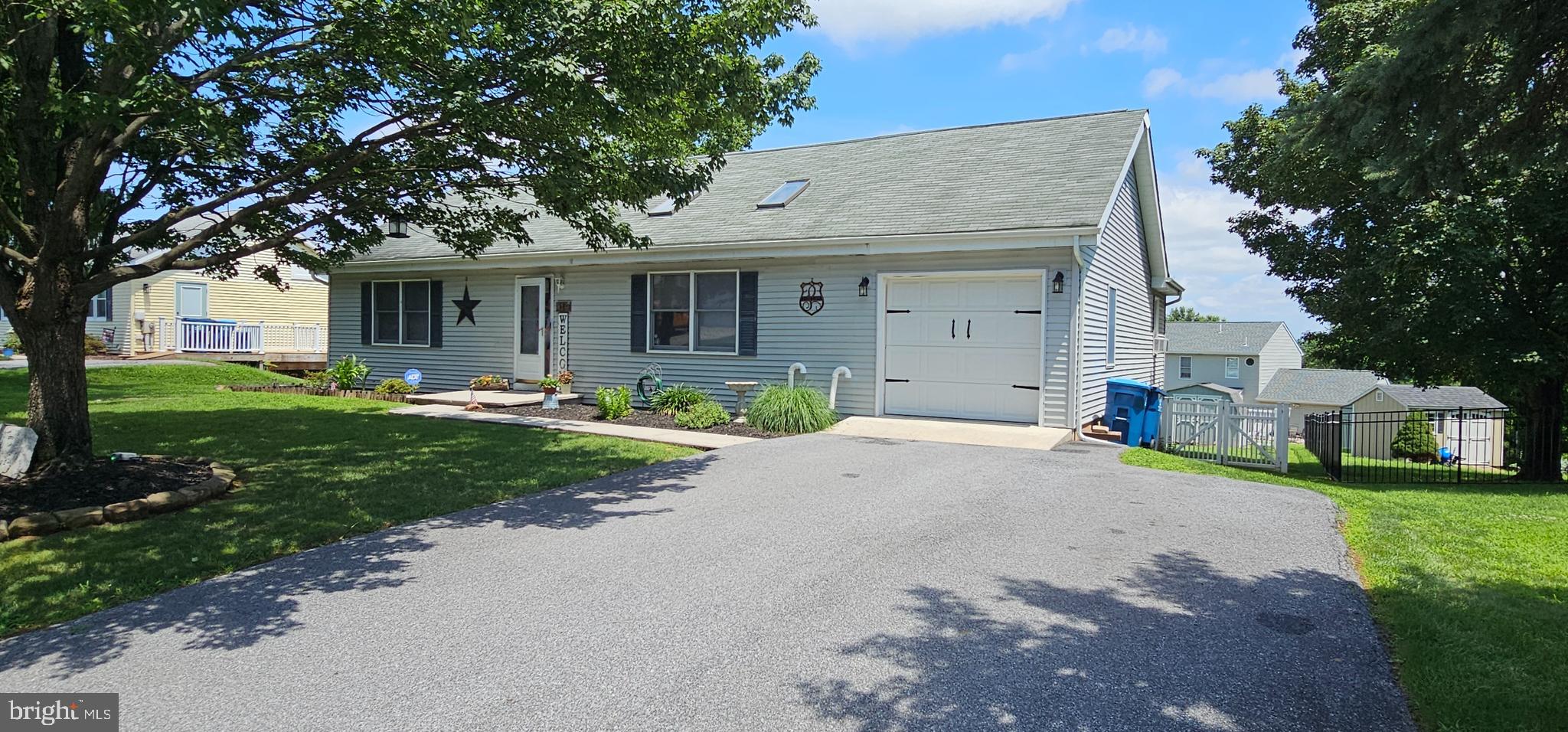 619 OVERLOOK DRIVE