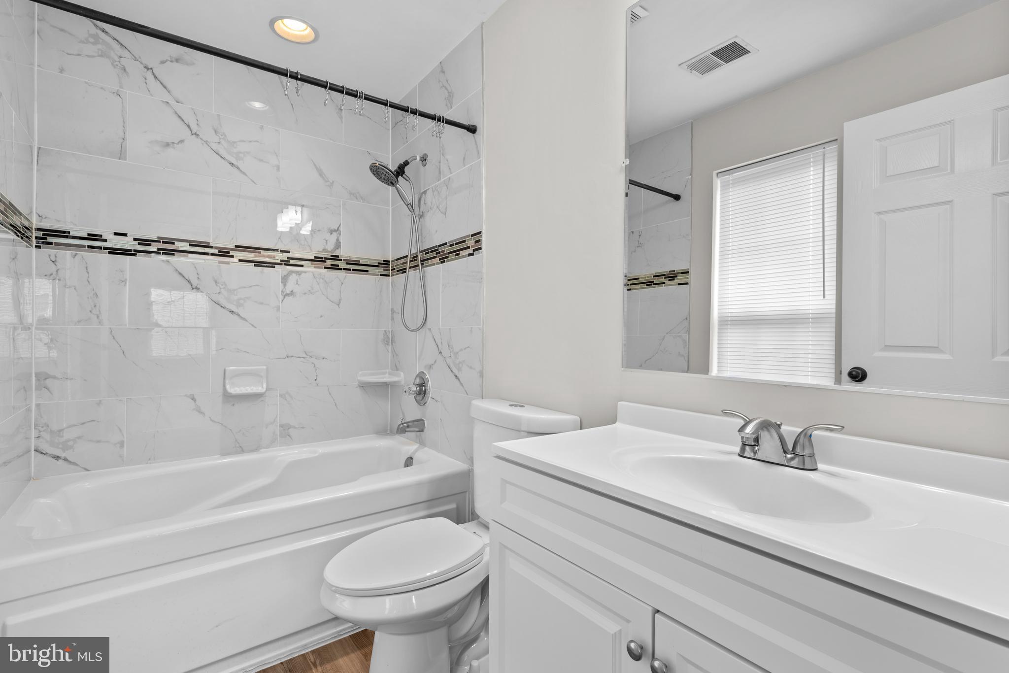 TIDEWATER COLONY - Residential