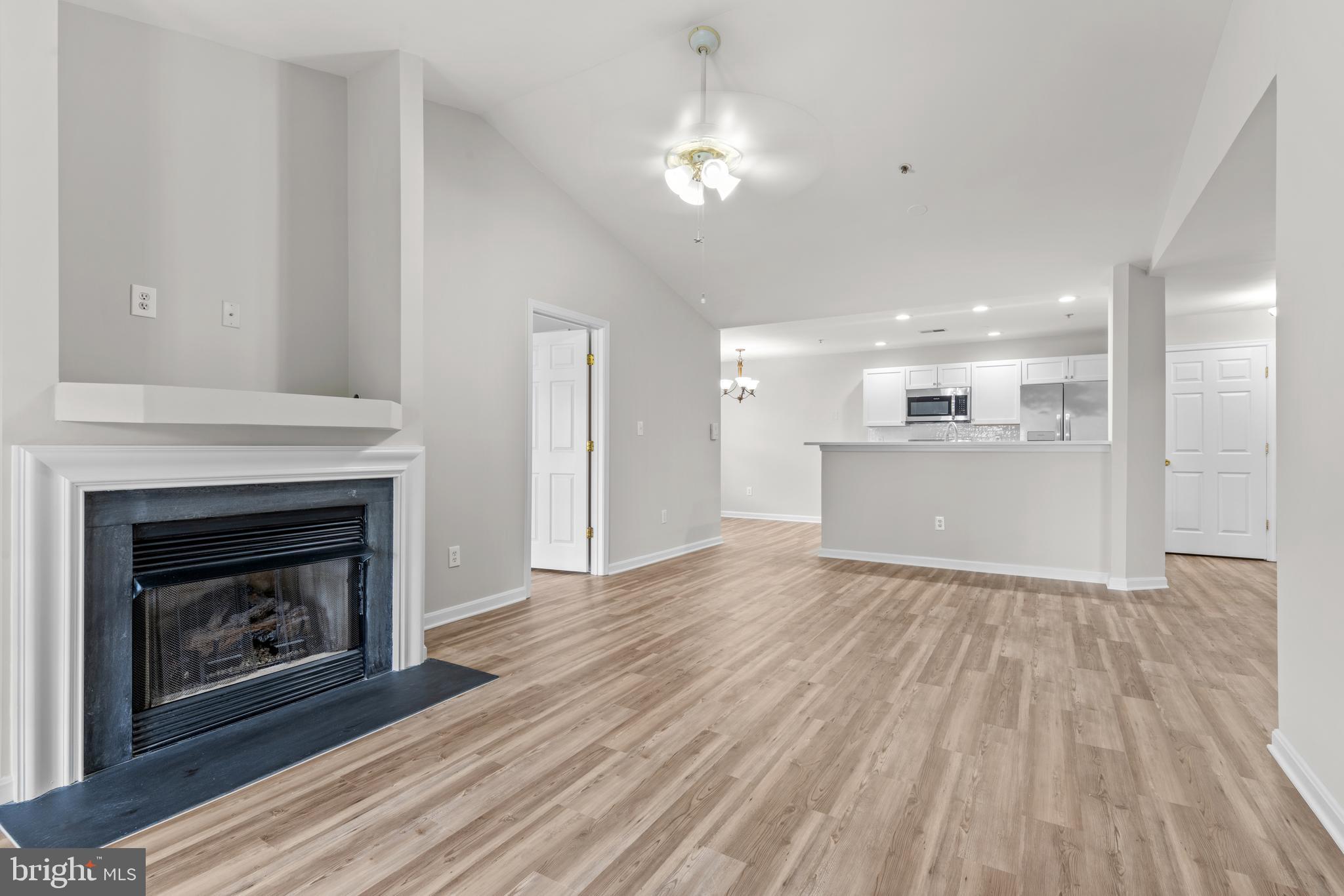 TIDEWATER COLONY - Residential