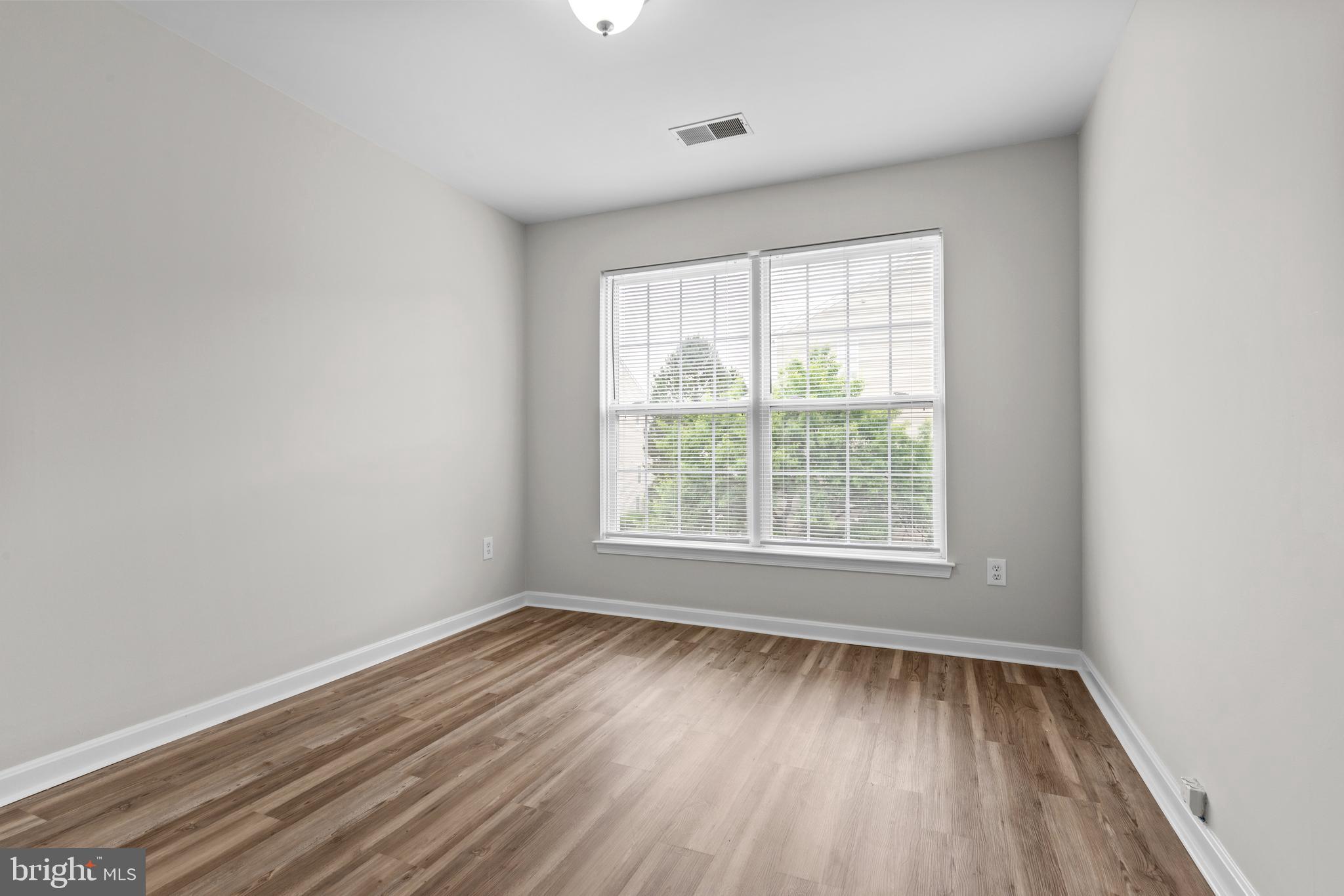 TIDEWATER COLONY - Residential