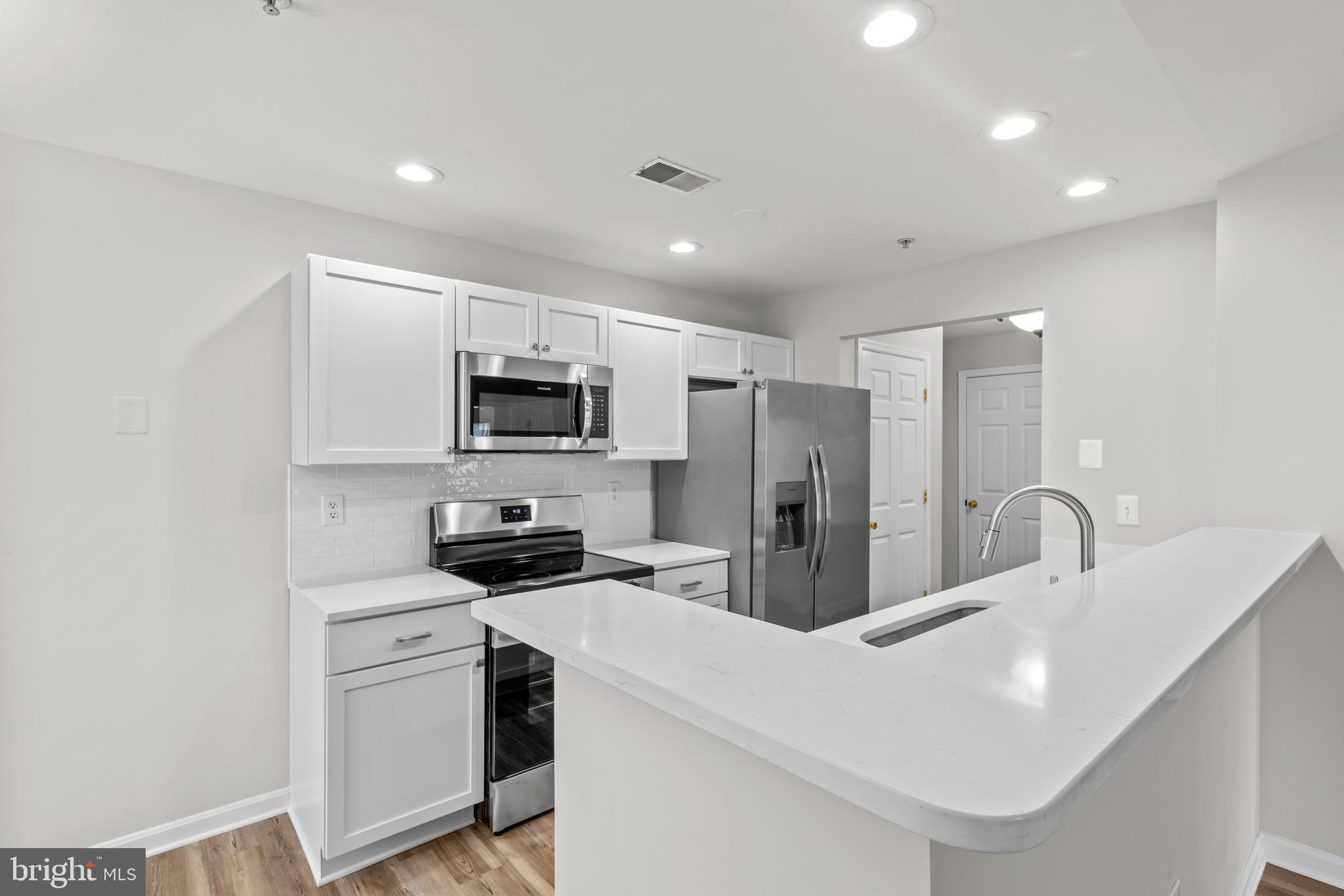 TIDEWATER COLONY - Residential