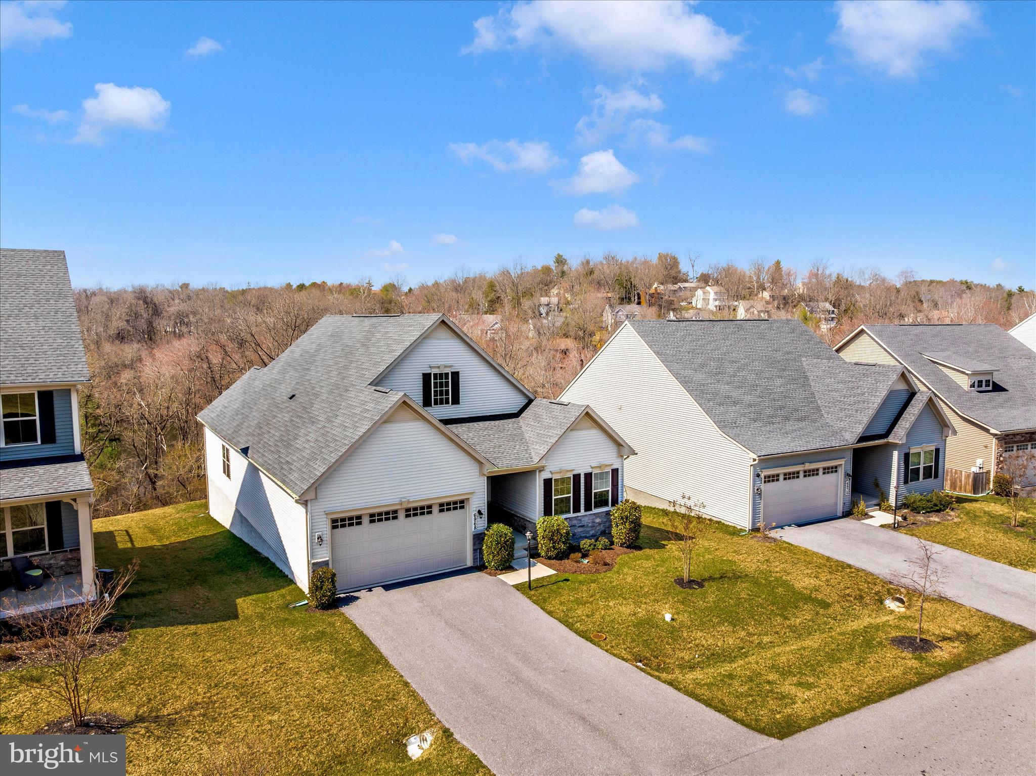 LAKE LINGANORE - Residential