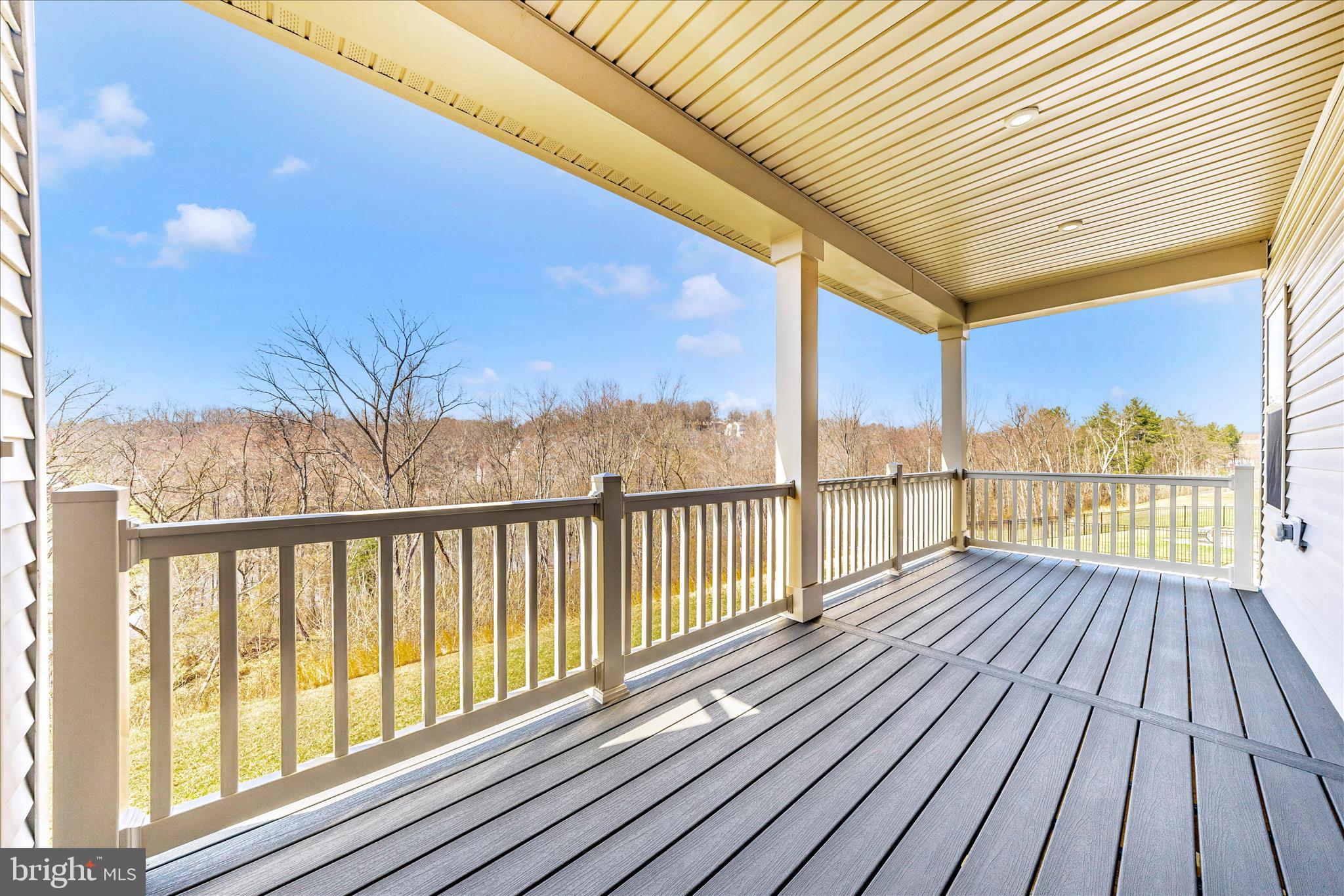 LAKE LINGANORE - Residential