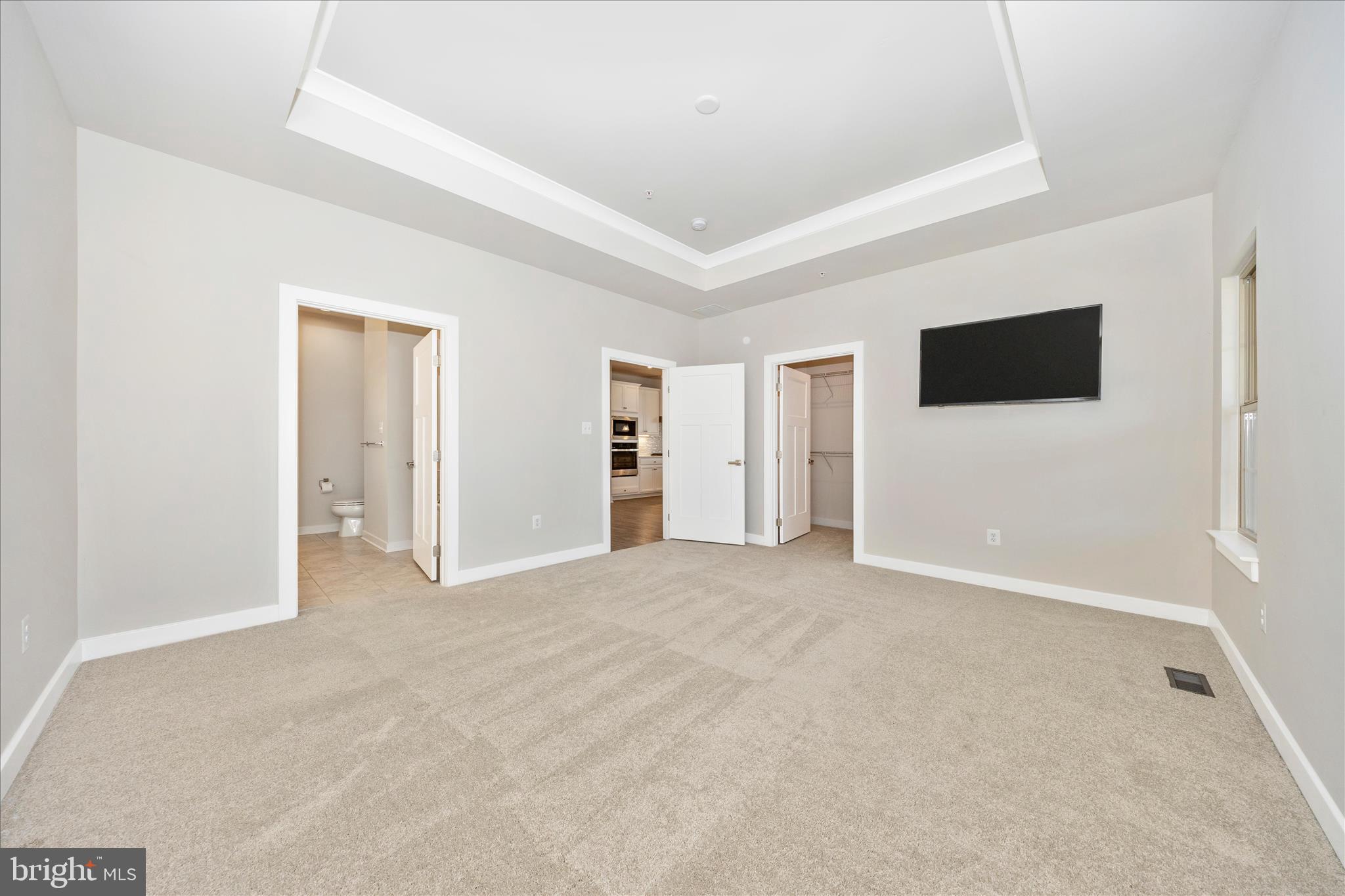 LAKE LINGANORE - Residential