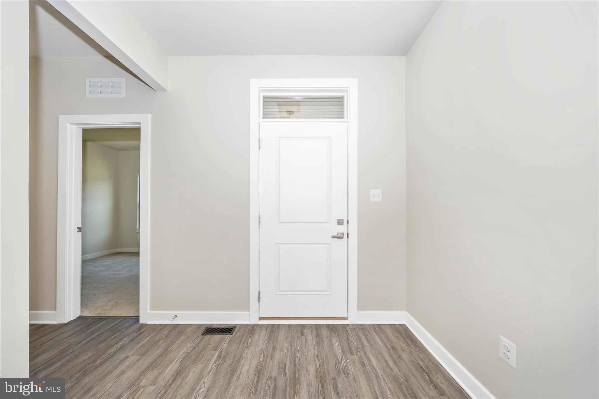 LAKE LINGANORE - Residential