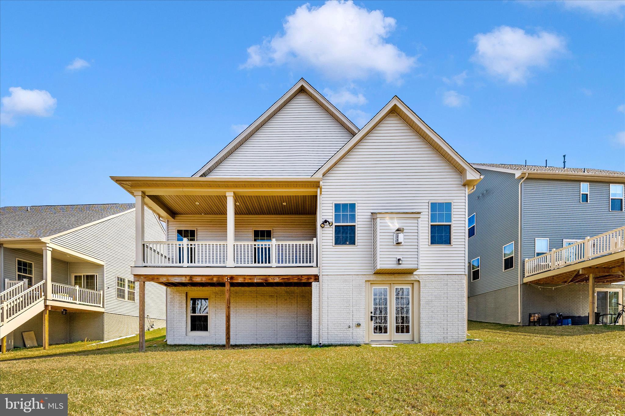 LAKE LINGANORE - Residential