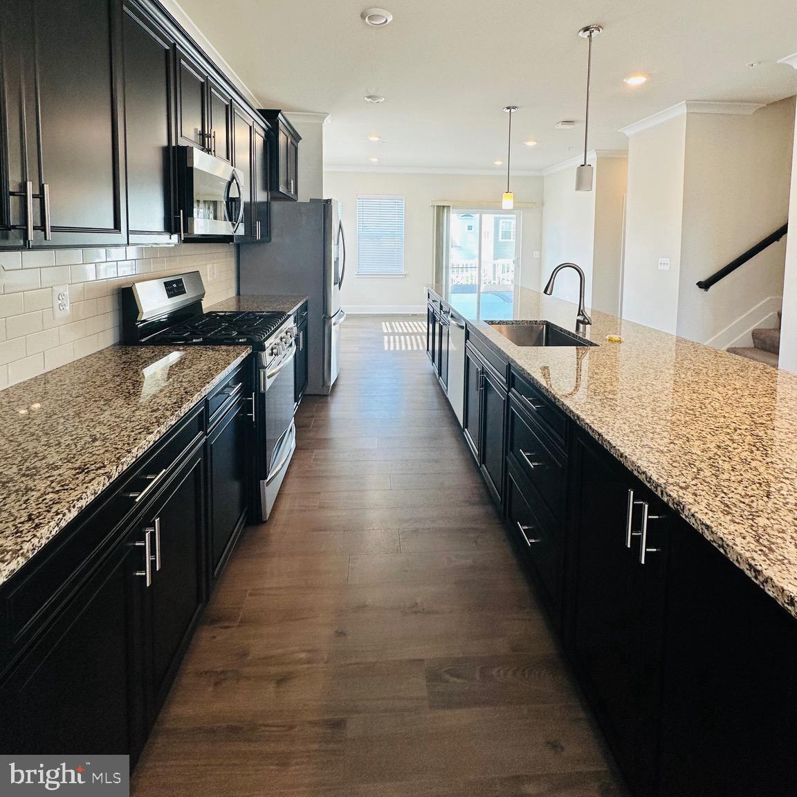 STONEHAVEN - Residential Lease