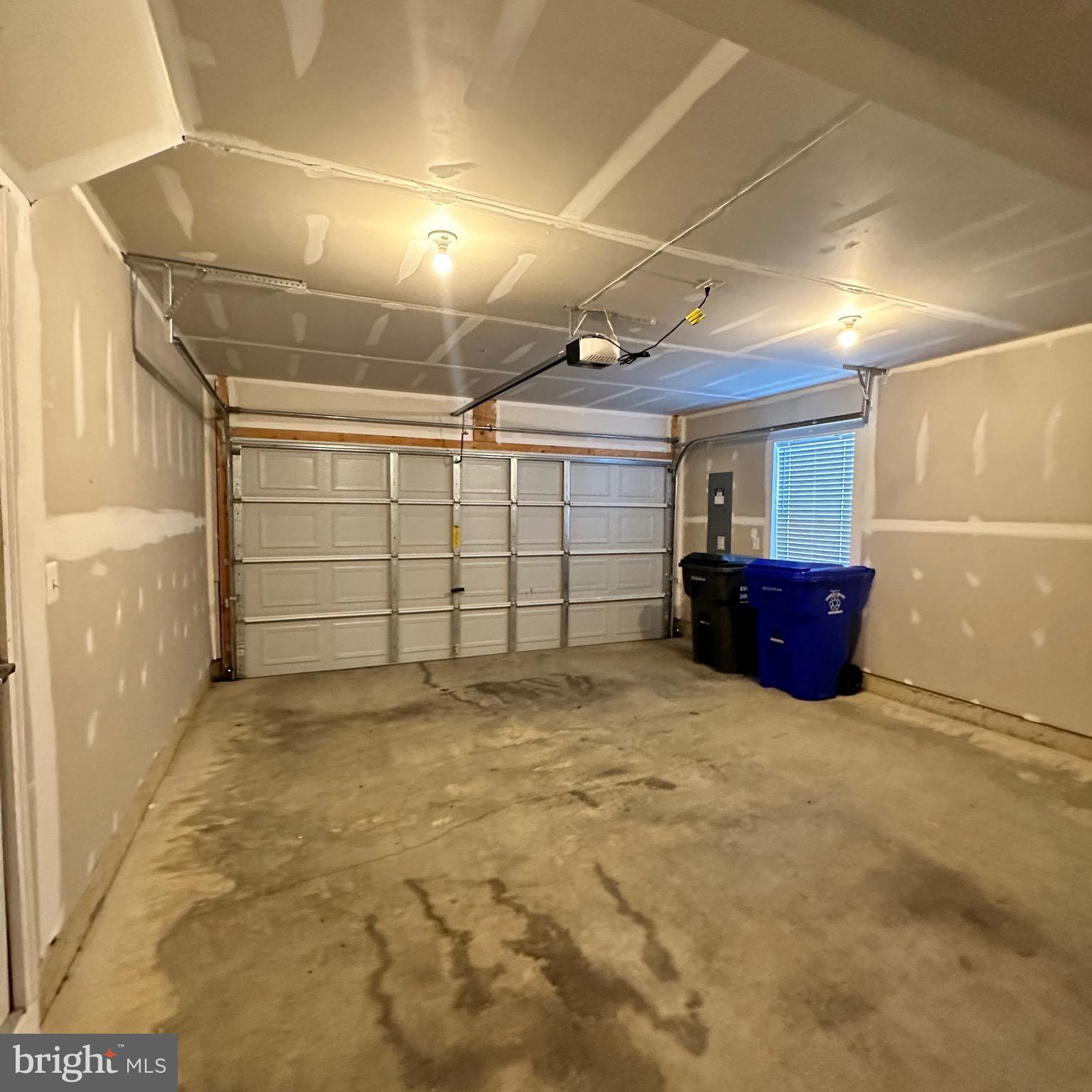 STONEHAVEN - Residential Lease