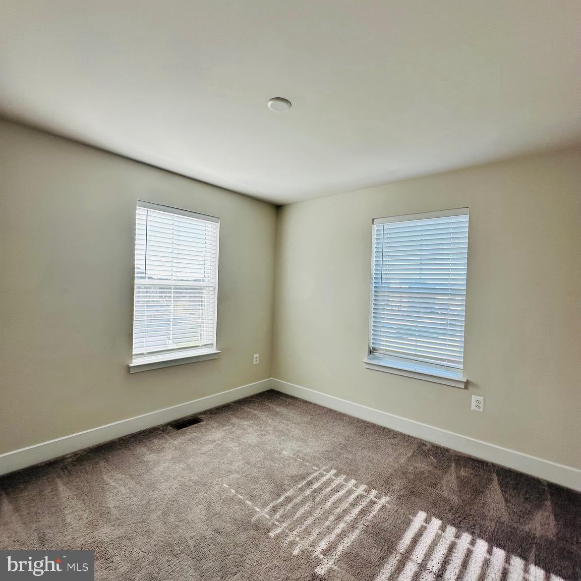 STONEHAVEN - Residential Lease