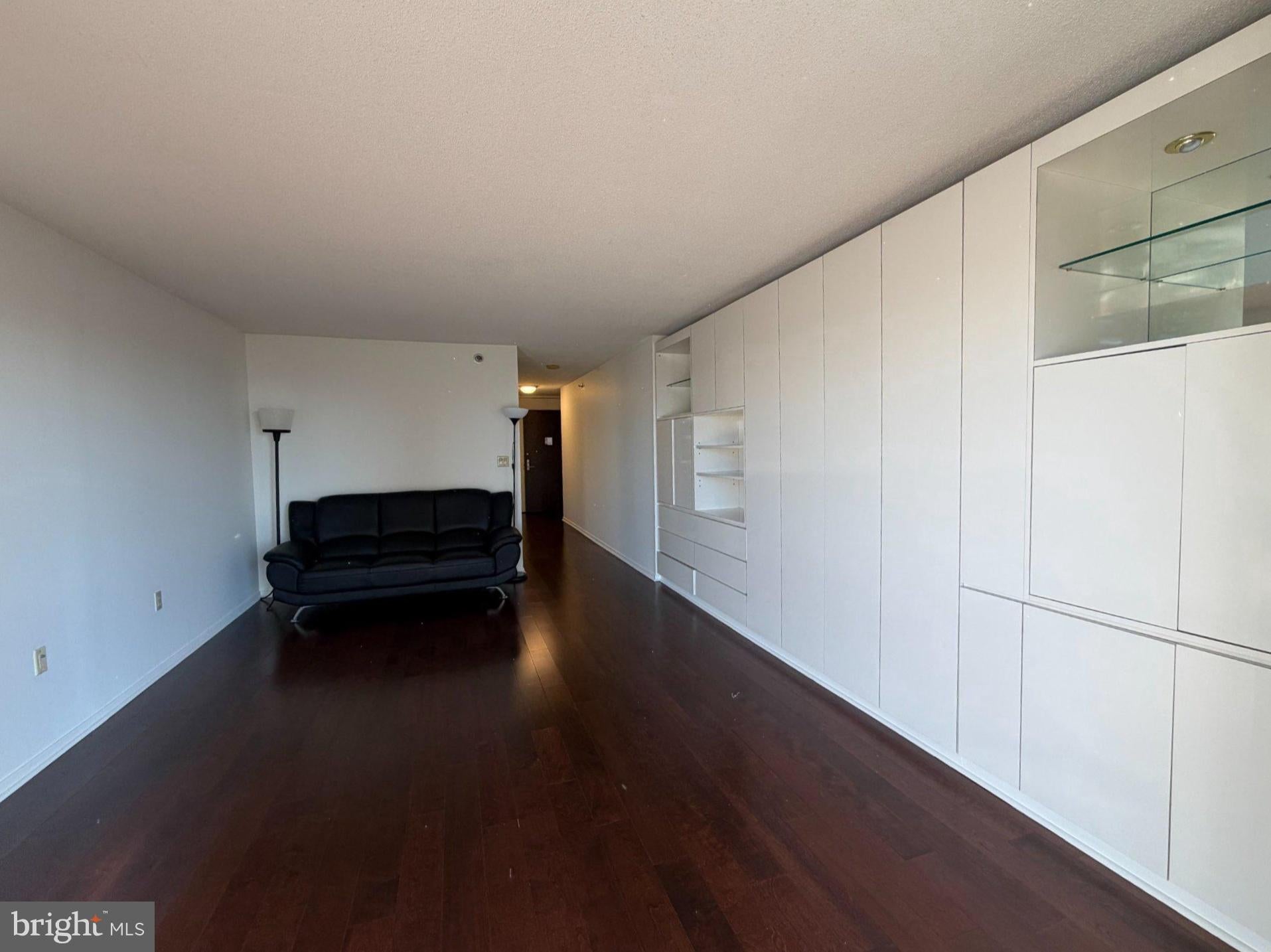 2020 WALNUT STREET 14F