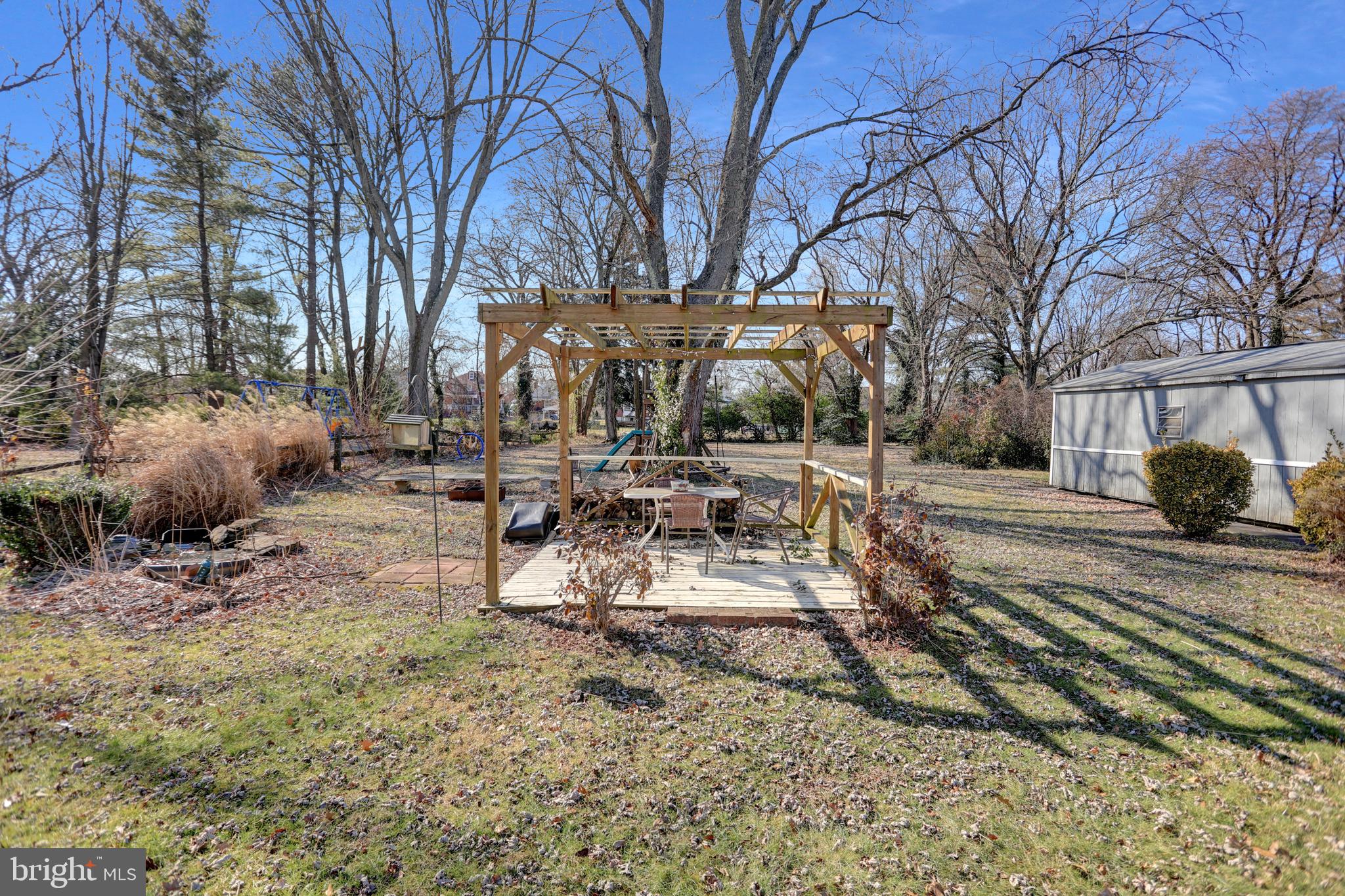 WOODSIDE - Residential