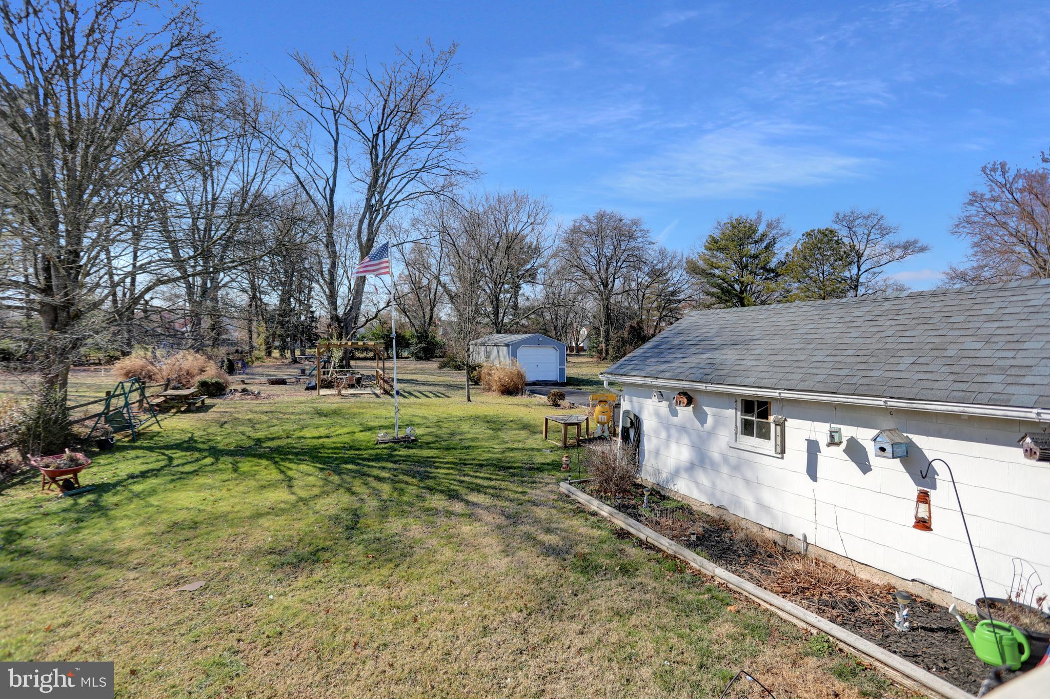 WOODSIDE - Residential