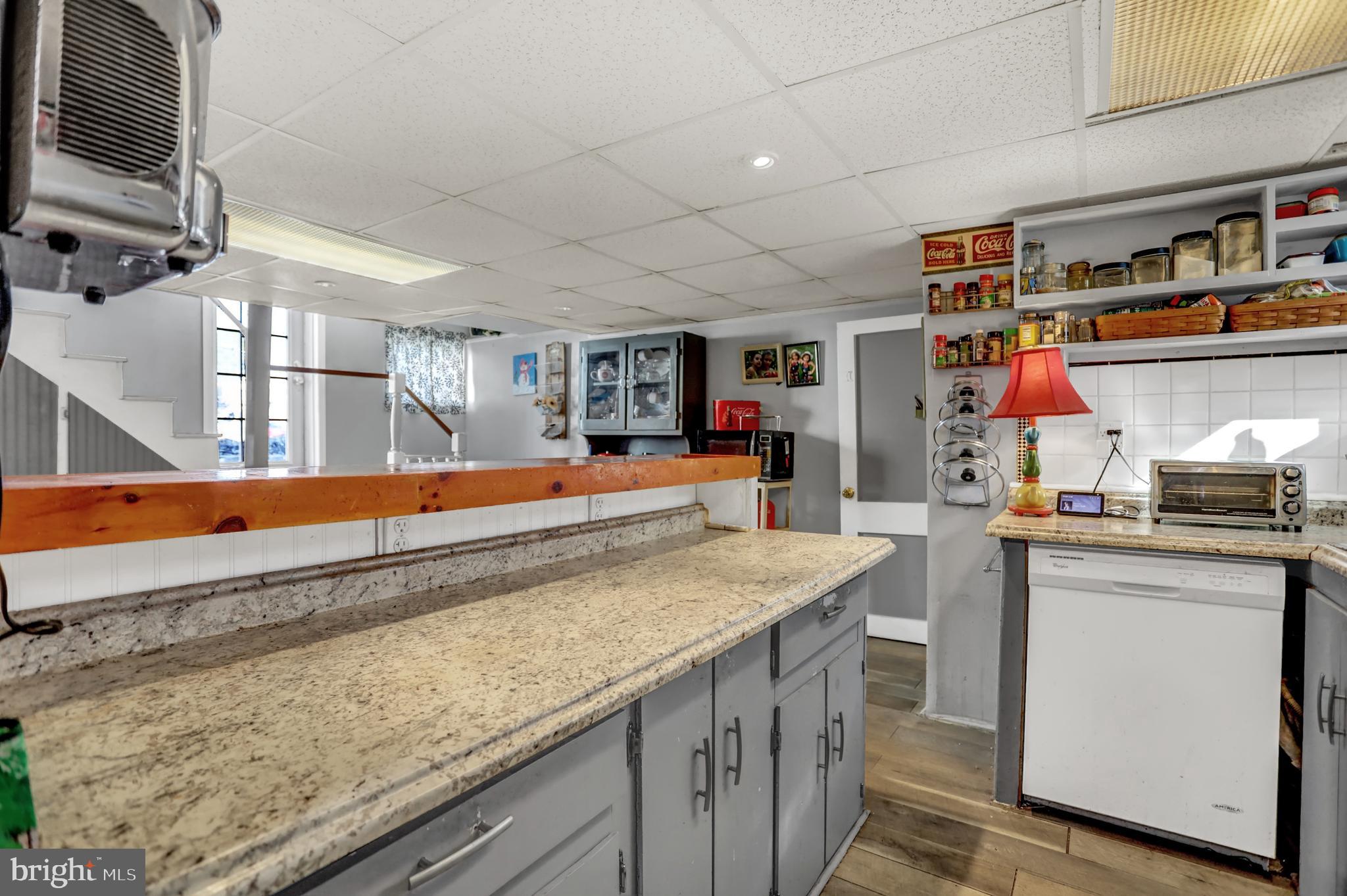 WOODSIDE - Residential